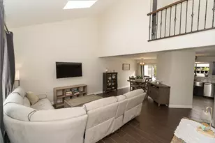 175 N Clare Ct, Wood Dale, IL 60191 - Photo 3