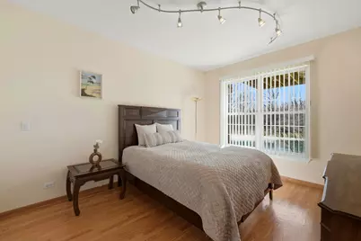 1304 Christine Court, Vernon Hills, IL 60061 - Photo 25