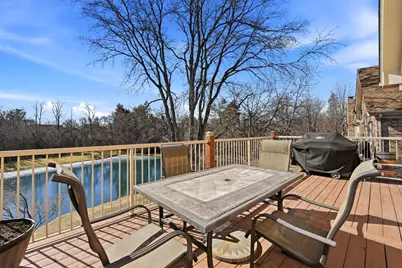 1304 Christine Court, Vernon Hills, IL 60061 - Photo 5