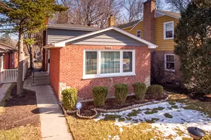 8953 Central Park Ave, Evanston, IL 60203 - Photo 1