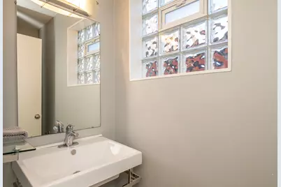 8953 Central Park Avenue, Evanston, IL 60203 - Photo 15