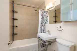 8953 Central Park Ave, Evanston, IL 60203 - Photo 7