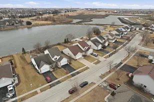 1224 Glen Mor Dr, Shorewood, IL 60404 - Photo 5