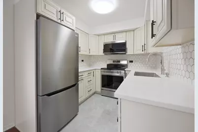 [Address not provided], Mount Prospect, IL 60056 - Photo 7