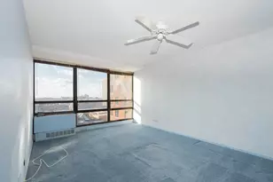 3150 N Sheridan Rd, Chicago, IL 60657 - Photo 5