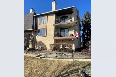 9169 Del Prado Drive #2E, Palos Hills, IL 60465 - Photo 3