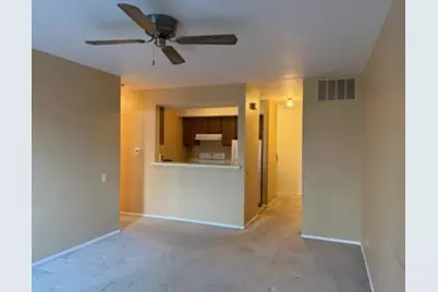 208 Queens Cove #0, Barrington, IL 60010 - Photo 3