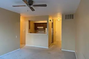 208 Queens Cove, Barrington, IL 60010 - Photo 3