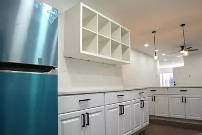 8040 S Rhodes Avenue, Chicago, IL 60619 - Photo 5