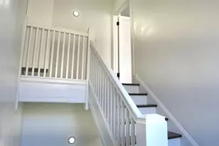 8040 S Rhodes Ave, Chicago, IL 60619 - Photo 13