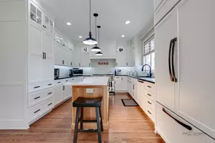 2419 Center Ave, Northbrook, IL 60062 - Photo 9