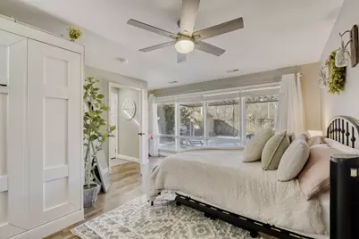 [Address not provided], Elmwood Park, IL 60707 - Photo 7