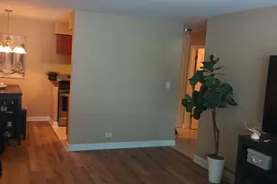 1880 Bonnie Ln, Hoffman Estates, IL 60169 - Photo 5