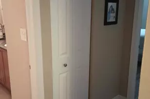 1880 Bonnie Ln, Hoffman Estates, IL 60169 - Photo 17