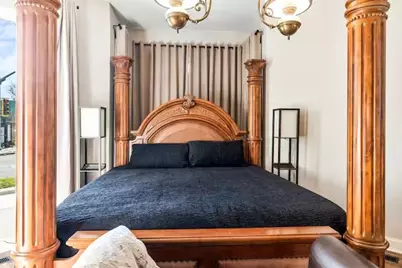 802 E Grove Street, Bloomington, IL 61701 - Photo 7