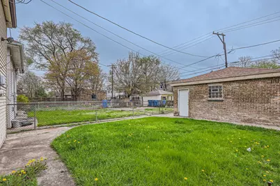 7449 S Vernon Avenue, Chicago, IL 60619 - Photo 33