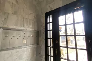 1721 W Bryn Mawr Ave, Chicago, IL 60660 - Photo 3