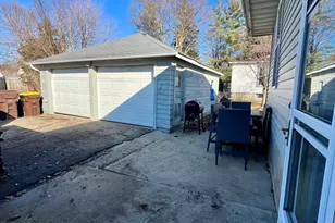 314 W Cherokee Ave, Shabbona, IL 60550 - Photo 23