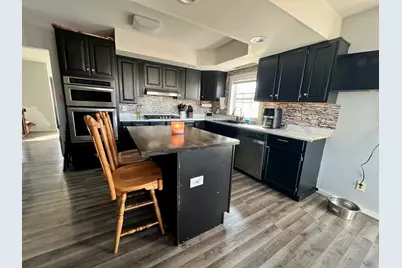 314 W Cherokee Avenue, Shabbona, IL 60550 - Photo 11