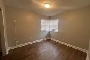 2254 W Garfield Blvd, Chicago, IL 60609 - Photo 7