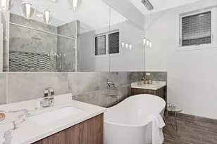 3918 S King Dr, Chicago, IL 60653 - Photo 15