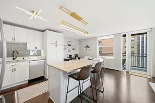 3033 N Sheridan Rd, Chicago, IL 60657 - Photo 5