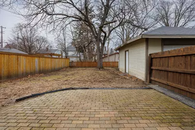 1510 E Olive Street, Bloomington, IL 61701 - Photo 37