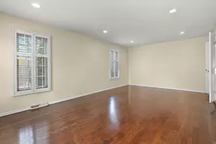 [Address not provided], Palatine, IL 60067 - Photo 11