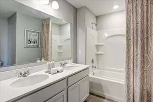 324 Kingsport Dr, South Elgin, IL 60177 - Photo 19