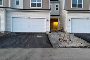 324 Kingsport Dr, South Elgin, IL 60177 - Photo 1