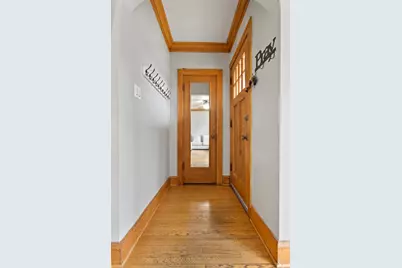 2714 N Mango Avenue, Chicago, IL 60639 - Photo 9