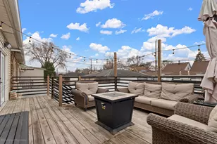 2714 N Mango Ave, Chicago, IL 60639 - Photo 19