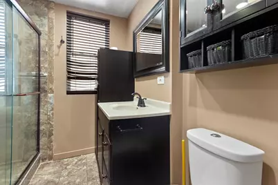 2714 N Mango Avenue, Chicago, IL 60639 - Photo 23