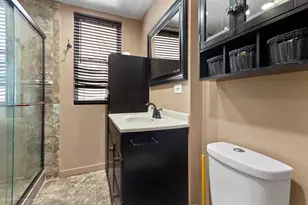 2714 N Mango Ave, Chicago, IL 60639 - Photo 23