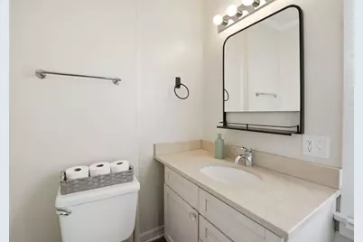 405 W High Street, Sycamore, IL 60178 - Photo 43