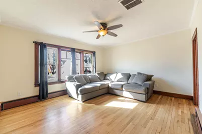 405 W High Street, Sycamore, IL 60178 - Photo 11