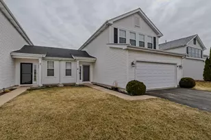 32481 Bakers Dr, Lakemoor, IL 60051 - Photo 1