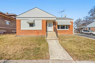 1630 Henry Avenue, Des Plaines, IL 60016 - Photo 1
