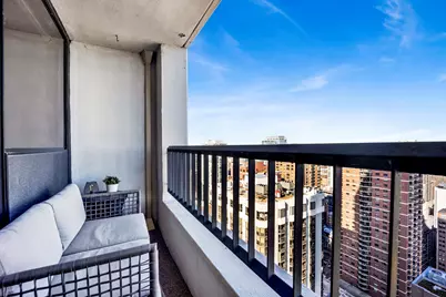 1030 N State Street #32C, Chicago, IL 60610 - Photo 11
