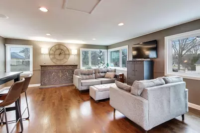 520 S Wheaton Avenue, Wheaton, IL 60187 - Photo 19