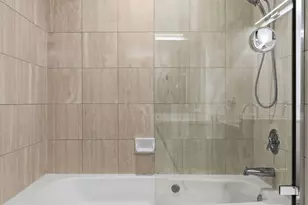 1920 N Maud Ave, Chicago, IL 60614 - Photo 21