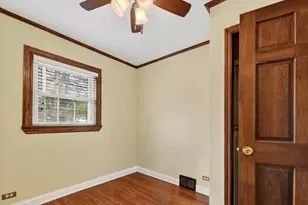 2810 Brentwood Ln, McHenry, IL 60050 - Photo 13