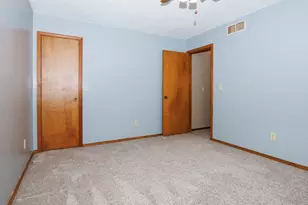 2112 Parker Ave, Bloomington, IL 61701 - Photo 29