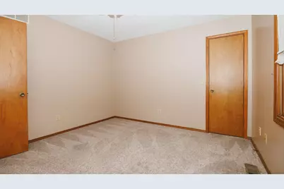 2112 Parker Avenue, Bloomington, IL 61701 - Photo 31