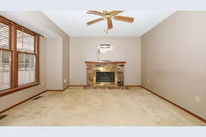 2112 Parker Avenue, Bloomington, IL 61701 - Photo 11