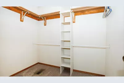 2112 Parker Avenue, Bloomington, IL 61701 - Photo 41