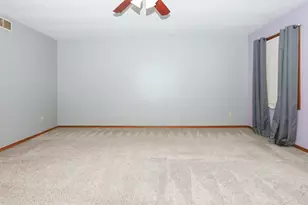 2112 Parker Ave, Bloomington, IL 61701 - Photo 37