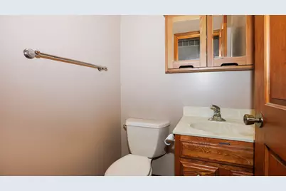 2112 Parker Avenue, Bloomington, IL 61701 - Photo 3