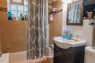 1453 W Huron St, Chicago, IL 60642 - Photo 9