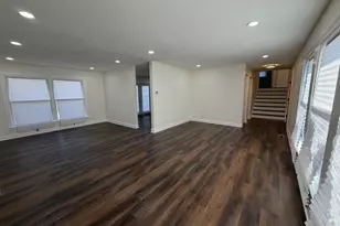 2722 Cherrywood Pl, Hazel Crest, IL 60429 - Photo 5